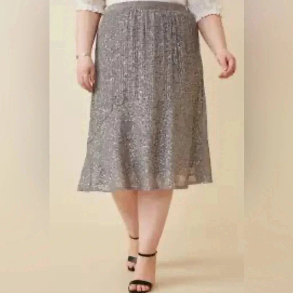 NWT HAYDEN Sequined Midi Skirt Silver Size Small $130 Holiday Party New Years